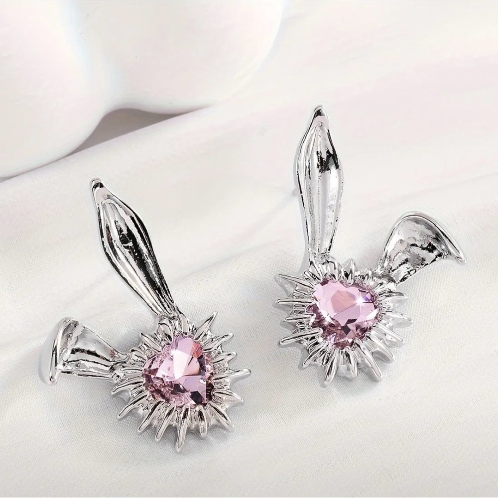 NWOT - Cute SilverTone Bunny Post Earrings with Pink Rhinestone Centers